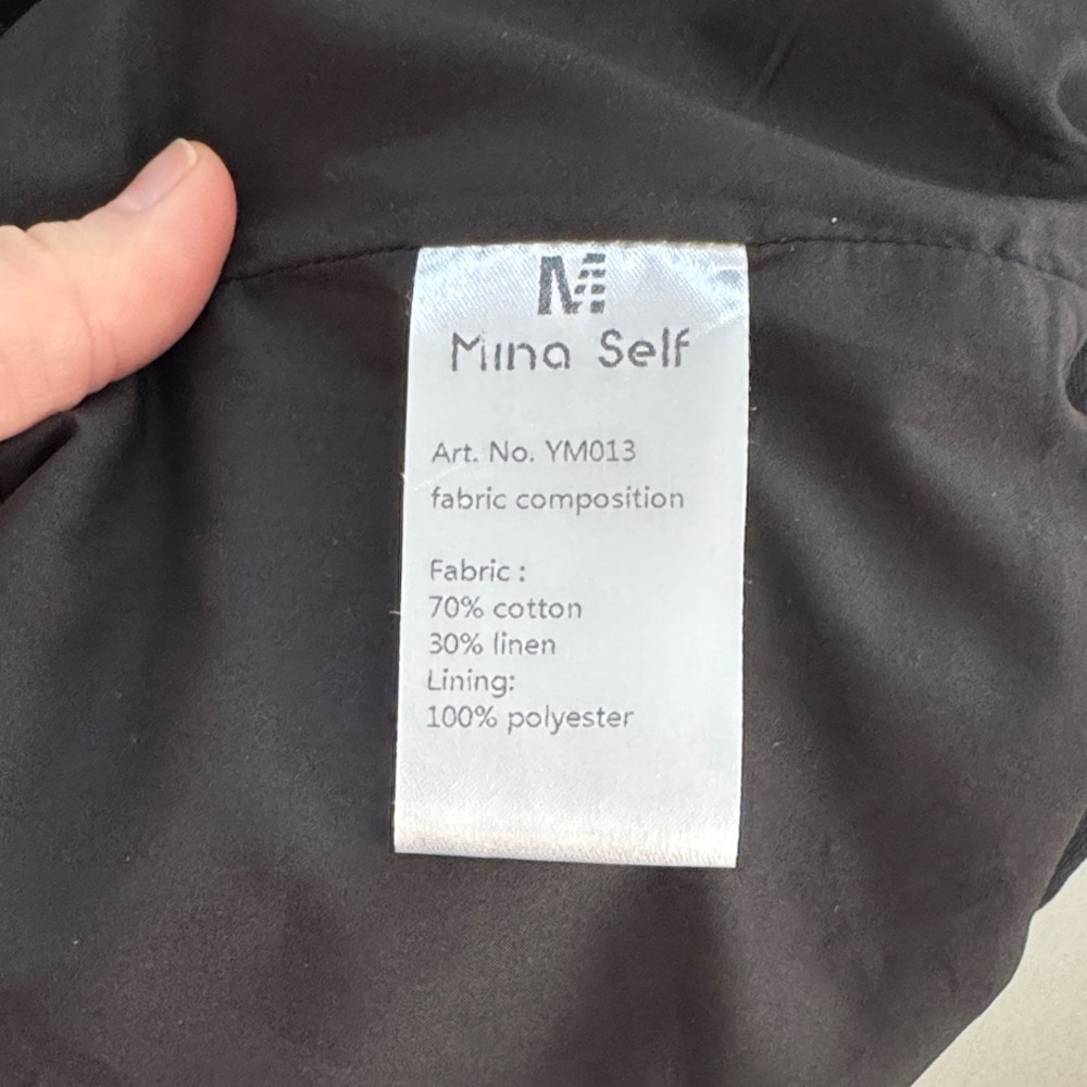 Mina Self Black Tailored Sleeveless Blazer Vest Minimalist Button Front Size S - Picture 7 of 7